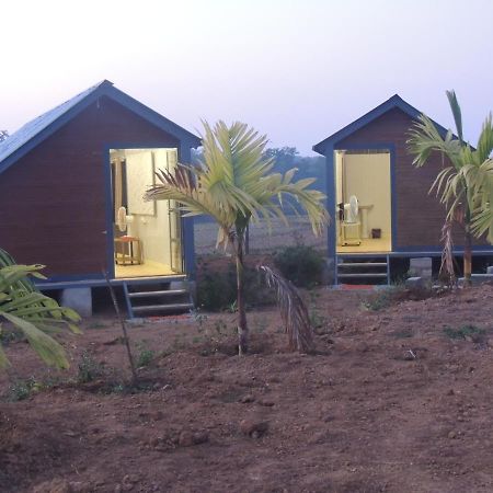 Dandeli Aura Apartment Luaran gambar