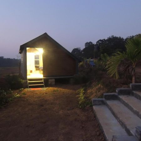 Dandeli Aura Apartment Luaran gambar