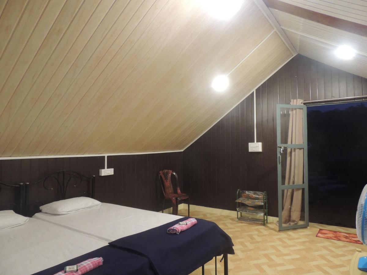 Dandeli Aura Apartment Luaran gambar