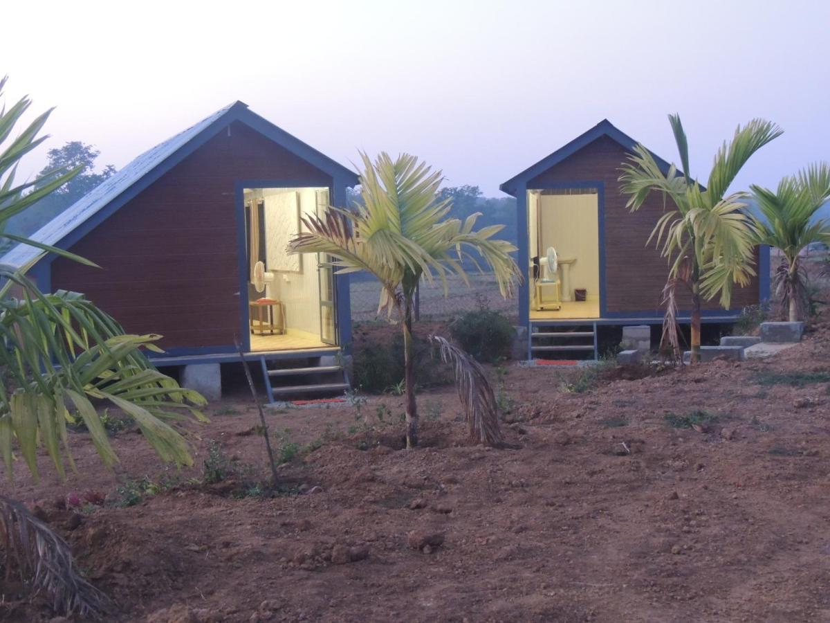 Dandeli Aura Apartment Luaran gambar