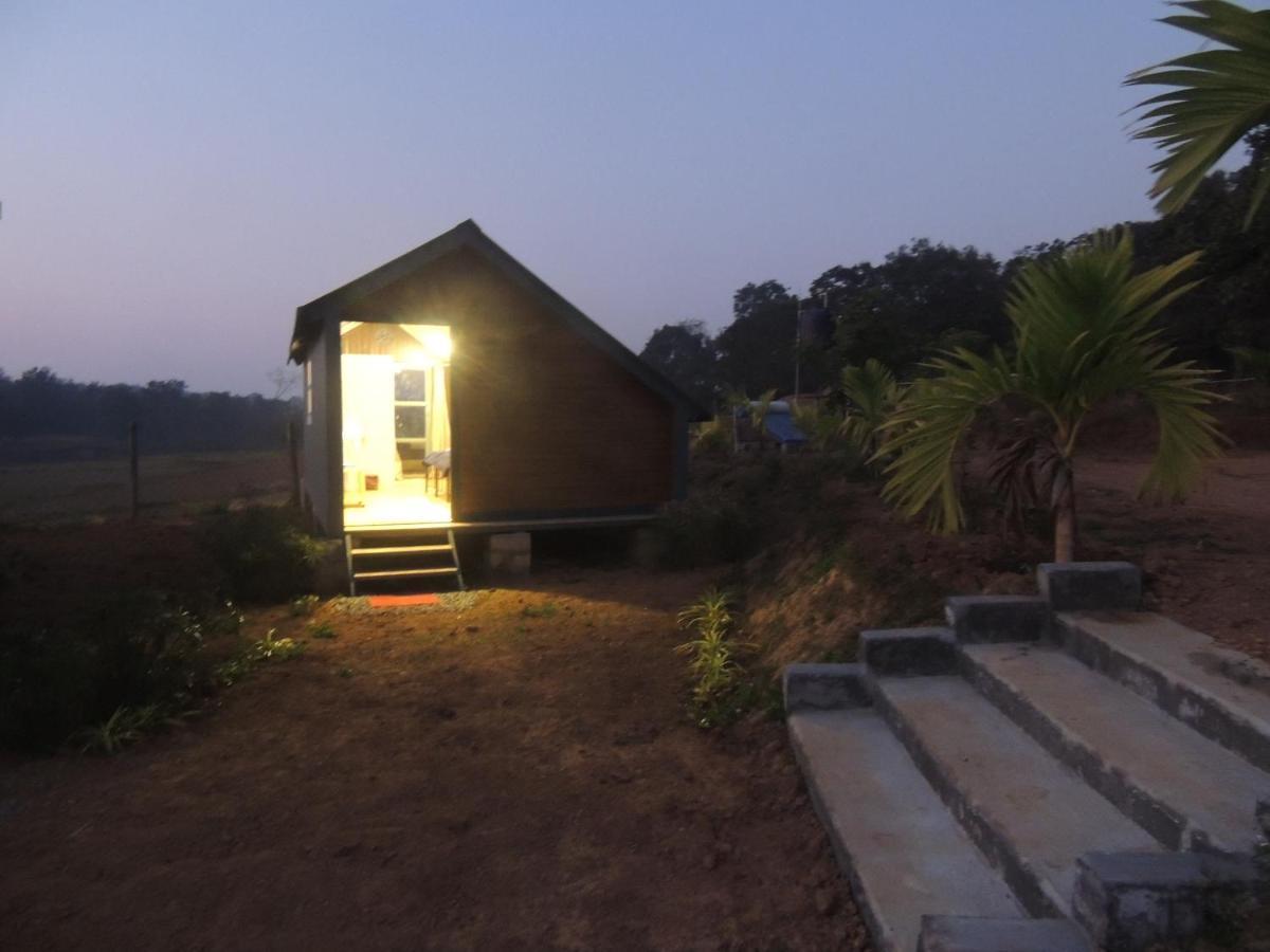 Dandeli Aura Apartment Luaran gambar